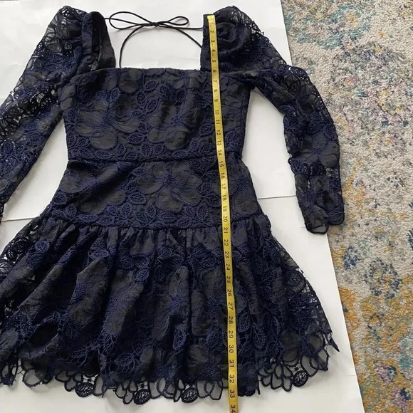 ML Monique Lhuillier's navy minidress, lace organza square neck. Size 6 NWT - Picture 9 of 13